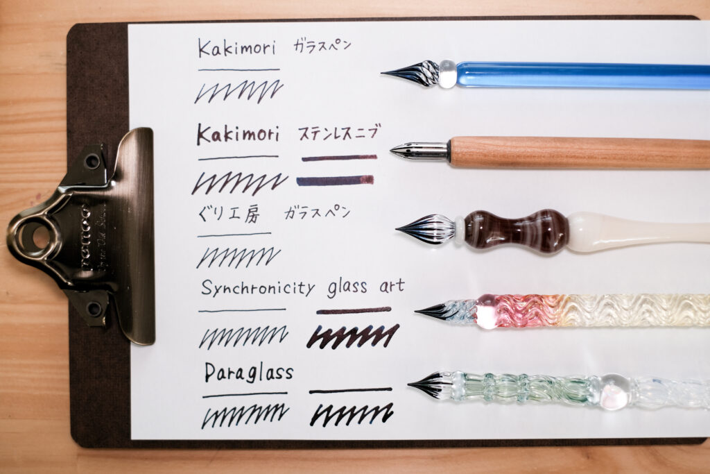 持っているPen、全て書き出す。 - 指にインクがついちゃうの。